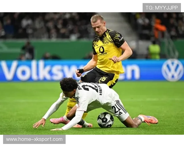 多特蒙德年轻力量连续撕开空间，挑战足坛新高度