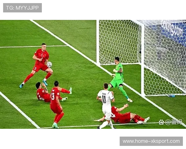 孙兴慜外脚背分球精准无比，助力热刺再创辉煌