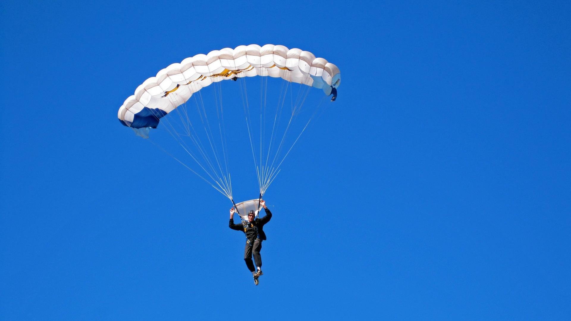 豪门大战刷爆热搜